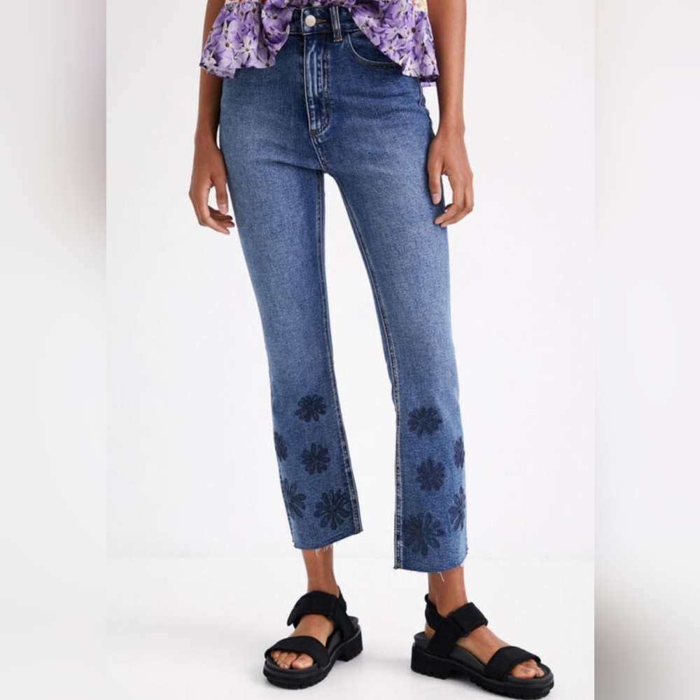 Desigual NWT Flared Floral Cala Cropped Jeans Boho 4